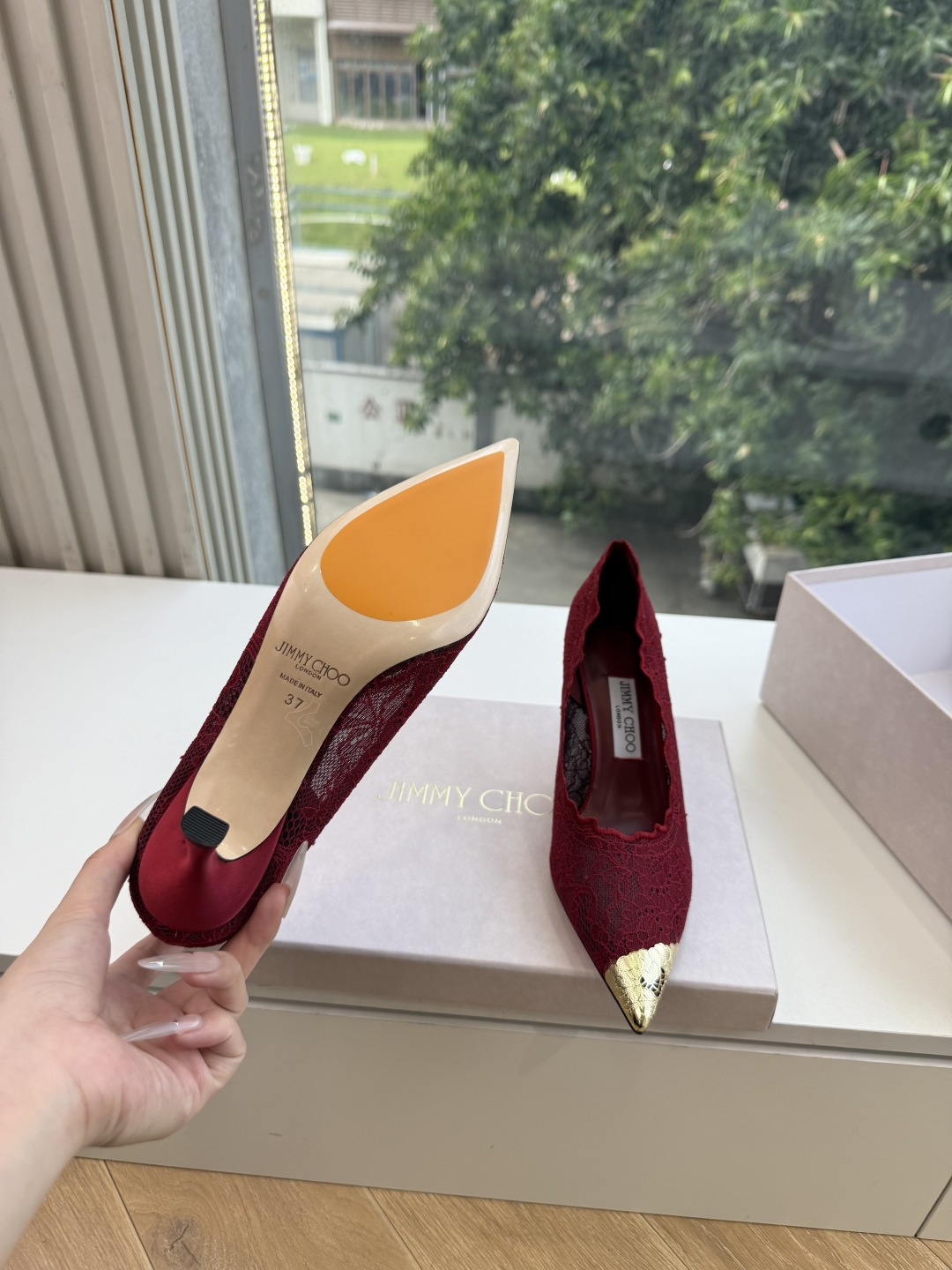 G987顶级品质JimmyCho*吉米周爆品 顶版 尖头高跟鞋 这也太仙了叭,像艺术品一样美到窒息的很生动形象,很温柔 G987顶级品质JimmyCho*吉米周爆品 顶版 尖头高跟鞋 这也太仙了叭,像艺术品一样美到窒息的很生动形象,很温柔