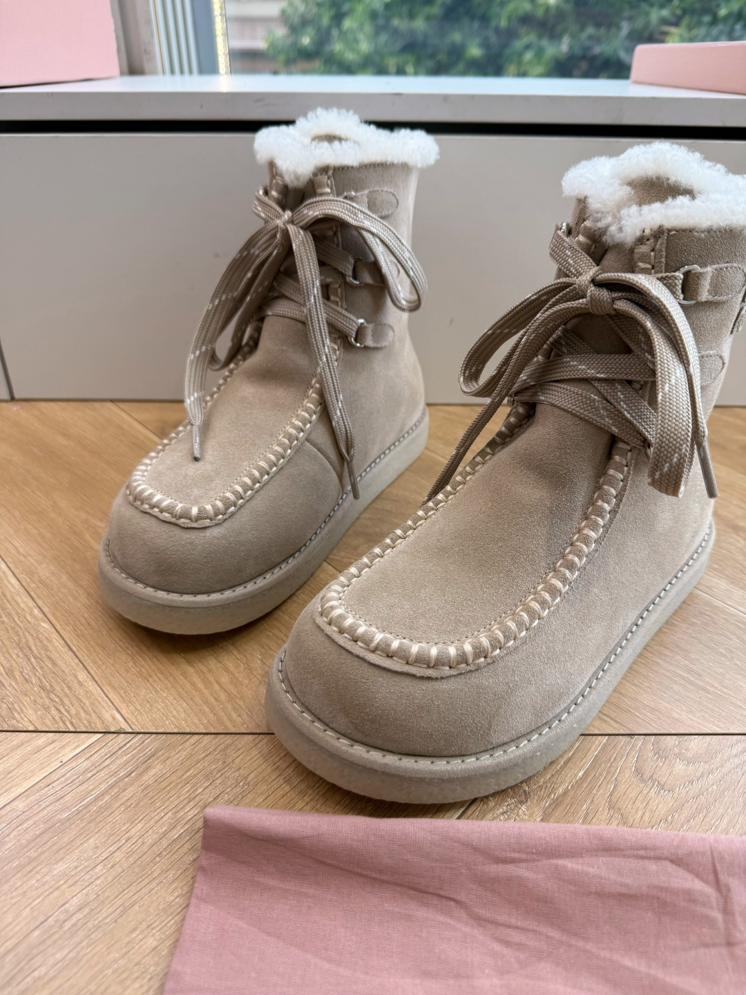 G021顶级羊毛内里miumiu新款穆勒鞋进口羊毛雪地靴棉鞋单鞋 简约造型，超轻原版开模鞋底，脚感妥妥满分 好穿好搭， 