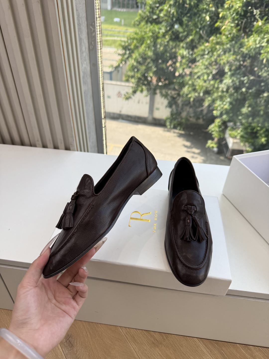 G012所见即所得The ro*2026新款平底乐福鞋很少会看到一款会做到这么精细、而且对脚的包容性特别强，把脚型修饰得