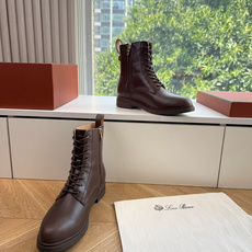 G127代购级别所见即所得Loro Piana 诺悠翩雅 LP秋冬新款 Kilda踝靴侧拉链短靴 这款标志性踝靴采用打蜡 G127代购级别所见即所得Loro Piana 诺悠翩雅 LP秋冬新款 Kilda踝靴侧拉链短靴 这款标志性踝靴采用打蜡