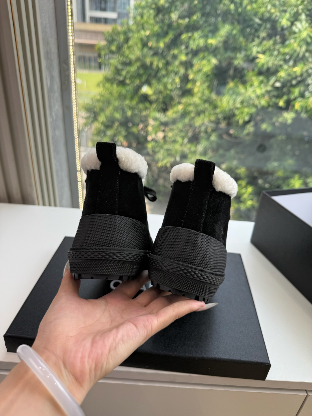 G059😀CHANE*|小香走秀款鞋当巴黎大皇宫的秀场灯光聚焦于足尖这双走秀款大方头高跟鞋便以利落姿态棉鞋雪地靴 写下经 G059😀CHANE*|小香走秀款鞋当巴黎大皇宫的秀场灯光聚焦于足尖这双走秀款大方头高跟鞋便以利落姿态棉鞋雪地靴 写下经