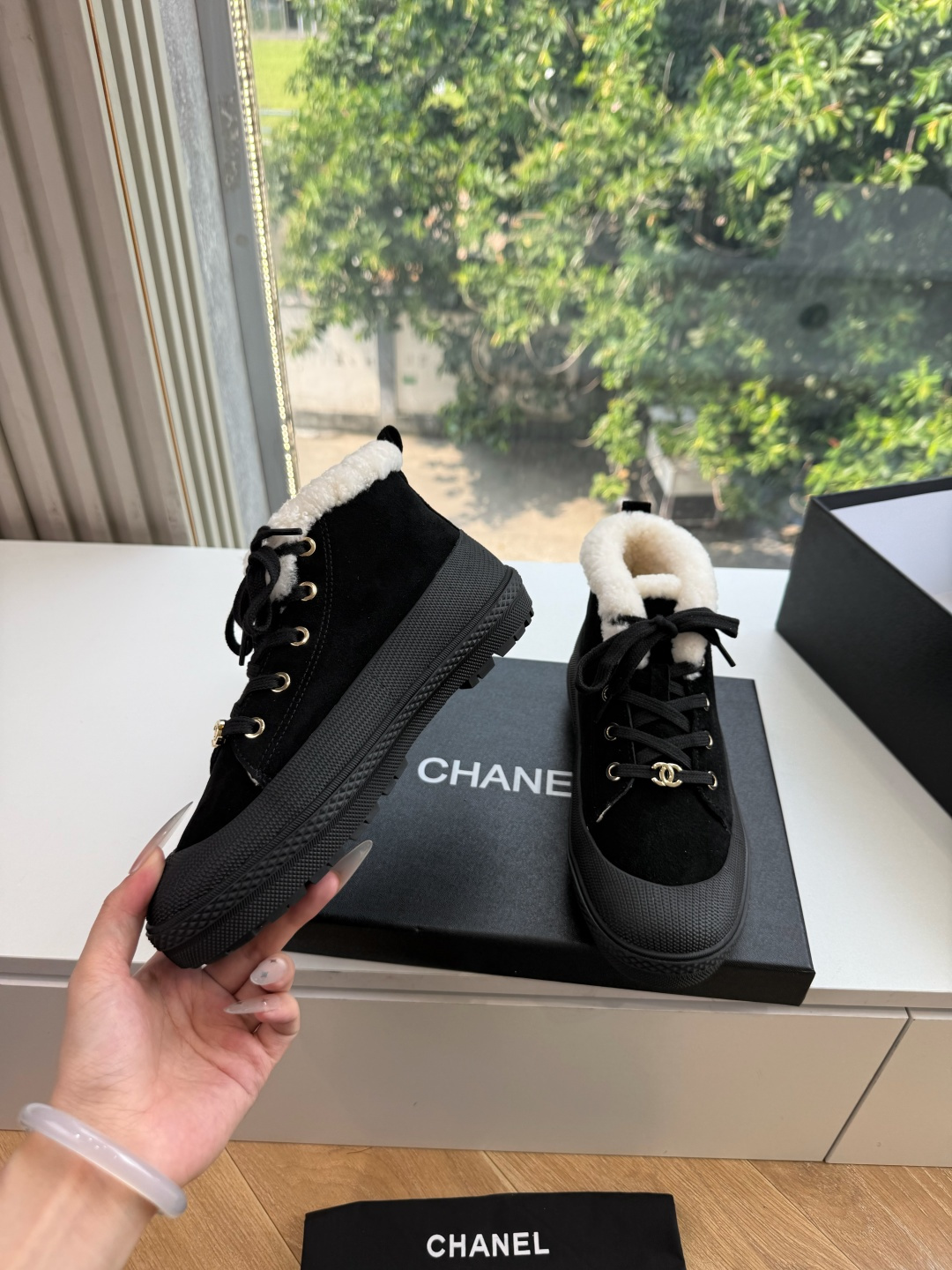 G059😀CHANE*|小香走秀款鞋当巴黎大皇宫的秀场灯光聚焦于足尖这双走秀款大方头高跟鞋便以利落姿态棉鞋雪地靴 写下经 G059😀CHANE*|小香走秀款鞋当巴黎大皇宫的秀场灯光聚焦于足尖这双走秀款大方头高跟鞋便以利落姿态棉鞋雪地靴 写下经