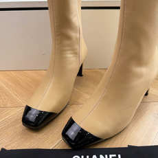 G238CHANE*小香奈儿骑士靴妥妥的自留款!!比经典款Slingback舒服太多啦!每个颜色上脚都很显白 的显白利器 G238CHANE*小香奈儿骑士靴妥妥的自留款!!比经典款Slingback舒服太多啦!每个颜色上脚都很显白 的显白利器