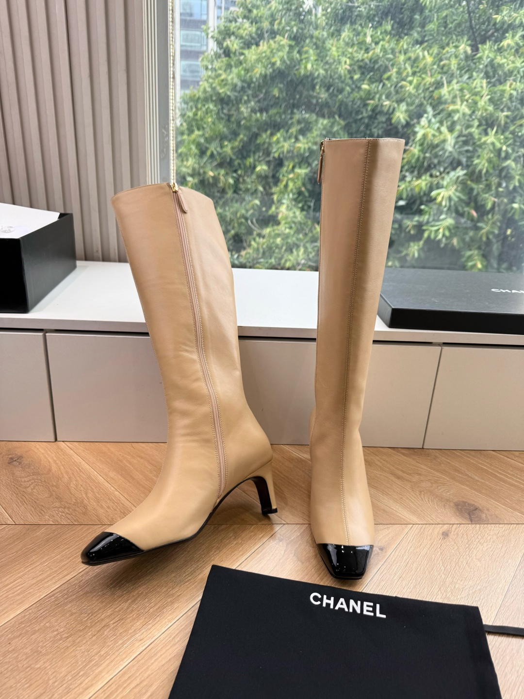 G238CHANE*小香奈儿骑士靴妥妥的自留款!!比经典款Slingback舒服太多啦!每个颜色上脚都很显白 的显白利器 G238CHANE*小香奈儿骑士靴妥妥的自留款!!比经典款Slingback舒服太多啦!每个颜色上脚都很显白 的显白利器