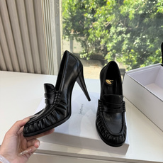 G988顶级品质Saint Laurent / 圣罗兰新款单鞋高跟鞋YSL姐姐的美丽尤物高跟鞋 又是人间圣罗兰 Rose G988顶级品质Saint Laurent / 圣罗兰新款单鞋高跟鞋YSL姐姐的美丽尤物高跟鞋 又是人间圣罗兰 Rose