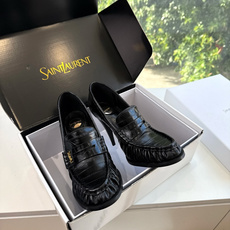 G988顶级品质Saint Laurent / 圣罗兰新款单鞋高跟鞋YSL姐姐的美丽尤物高跟鞋 又是人间圣罗兰 Rose G988顶级品质Saint Laurent / 圣罗兰新款单鞋高跟鞋YSL姐姐的美丽尤物高跟鞋 又是人间圣罗兰 Rose