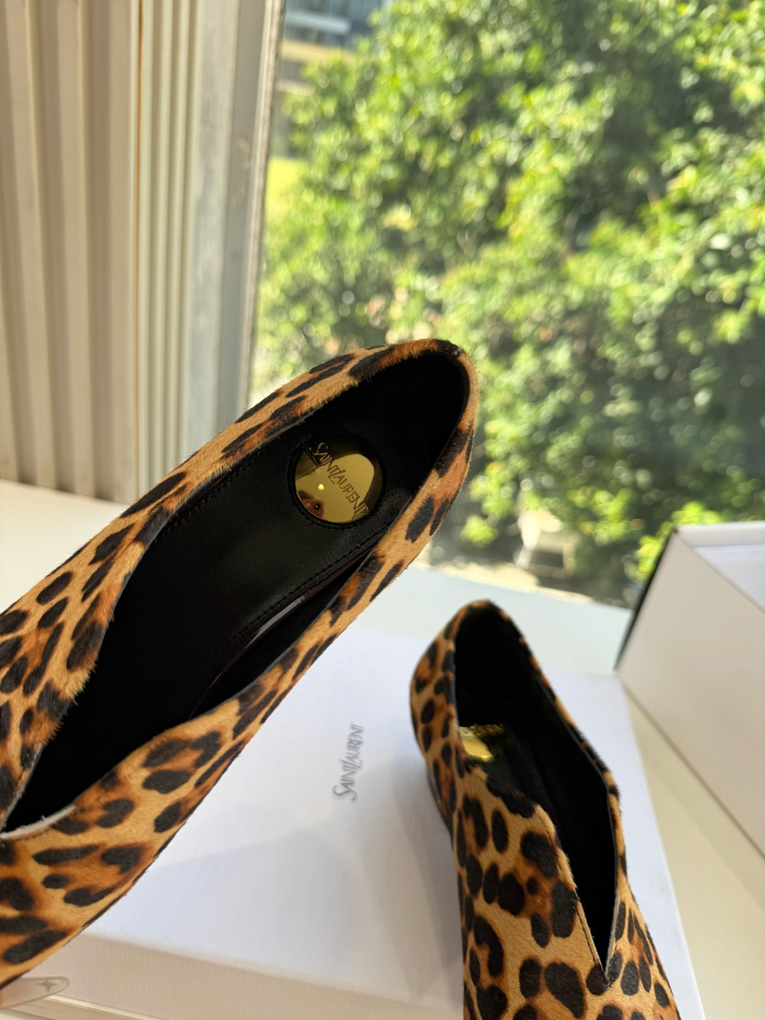 G013顶级品质Saint Laurent / 圣罗兰新款单鞋尖头高跟鞋YSL姐姐的美丽尤物高跟鞋 又是人间圣罗兰 Ro G013顶级品质Saint Laurent / 圣罗兰新款单鞋尖头高跟鞋YSL姐姐的美丽尤物高跟鞋 又是人间圣罗兰 Ro