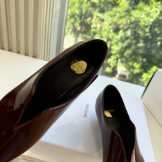 G013顶级品质Saint Laurent / 圣罗兰新款单鞋尖头高跟鞋YSL姐姐的美丽尤物高跟鞋 又是人间圣罗兰 Ro G013顶级品质Saint Laurent / 圣罗兰新款单鞋尖头高跟鞋YSL姐姐的美丽尤物高跟鞋 又是人间圣罗兰 Ro