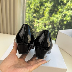 G013顶级品质Saint Laurent / 圣罗兰新款单鞋尖头高跟鞋YSL姐姐的美丽尤物高跟鞋 又是人间圣罗兰 Ro G013顶级品质Saint Laurent / 圣罗兰新款单鞋尖头高跟鞋YSL姐姐的美丽尤物高跟鞋 又是人间圣罗兰 Ro