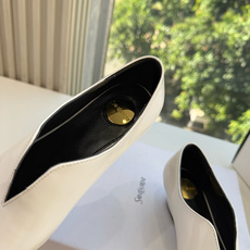 G013顶级品质Saint Laurent / 圣罗兰新款单鞋尖头高跟鞋YSL姐姐的美丽尤物高跟鞋 又是人间圣罗兰 Ro G013顶级品质Saint Laurent / 圣罗兰新款单鞋尖头高跟鞋YSL姐姐的美丽尤物高跟鞋 又是人间圣罗兰 Ro