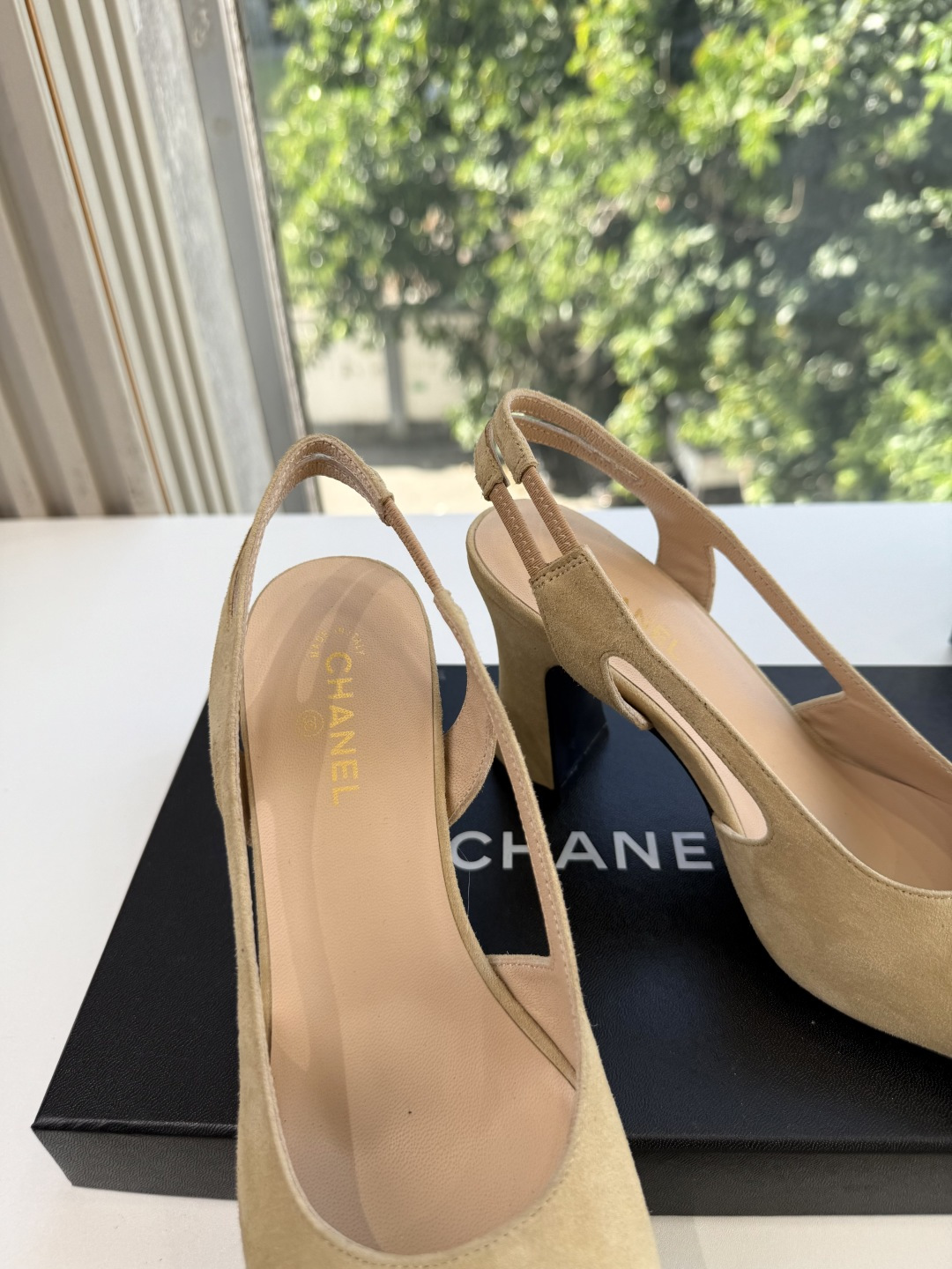 G238所见即所得代购级CHANE*2026小香奈儿爆品玛丽珍包头单鞋凉鞋 妥妥的自留款!!比经典款Slingback舒 G238所见即所得代购级CHANE*2026小香奈儿爆品玛丽珍包头单鞋凉鞋 妥妥的自留款!!比经典款Slingback舒