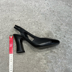 G238所见即所得代购级CHANE*2026小香奈儿爆品玛丽珍包头单鞋凉鞋 妥妥的自留款!!比经典款Slingback舒 G238所见即所得代购级CHANE*2026小香奈儿爆品玛丽珍包头单鞋凉鞋 妥妥的自留款!!比经典款Slingback舒