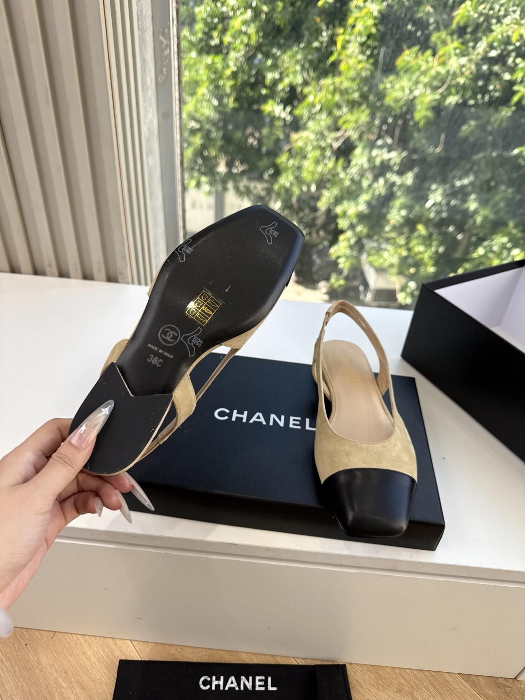 G238所见即所得代购级CHANE*2026小香奈儿爆品玛丽珍包头单鞋凉鞋 妥妥的自留款!!比经典款Slingback舒 G238所见即所得代购级CHANE*2026小香奈儿爆品玛丽珍包头单鞋凉鞋 妥妥的自留款!!比经典款Slingback舒