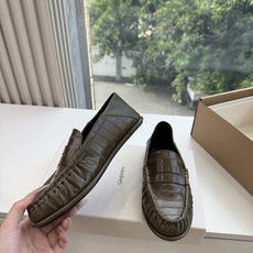 G288隐形内增高Saint Lauren*YSL圣罗兰新品YSL情侣系列乐福鞋小logo乐福鞋半拖标志性的小logo是 G288隐形内增高Saint Lauren*YSL圣罗兰新品YSL情侣系列乐福鞋小logo乐福鞋半拖标志性的小logo是