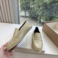 G288隐形内增高Saint Lauren*YSL圣罗兰新品YSL情侣系列乐福鞋小logo乐福鞋半拖标志性的小logo是 G288隐形内增高Saint Lauren*YSL圣罗兰新品YSL情侣系列乐福鞋小logo乐福鞋半拖标志性的小logo是