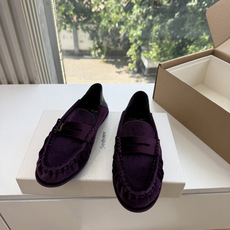 G288隐形内增高Saint Lauren*YSL圣罗兰新品YSL情侣系列乐福鞋小logo乐福鞋半拖标志性的小logo是 G288隐形内增高Saint Lauren*YSL圣罗兰新品YSL情侣系列乐福鞋小logo乐福鞋半拖标志性的小logo是