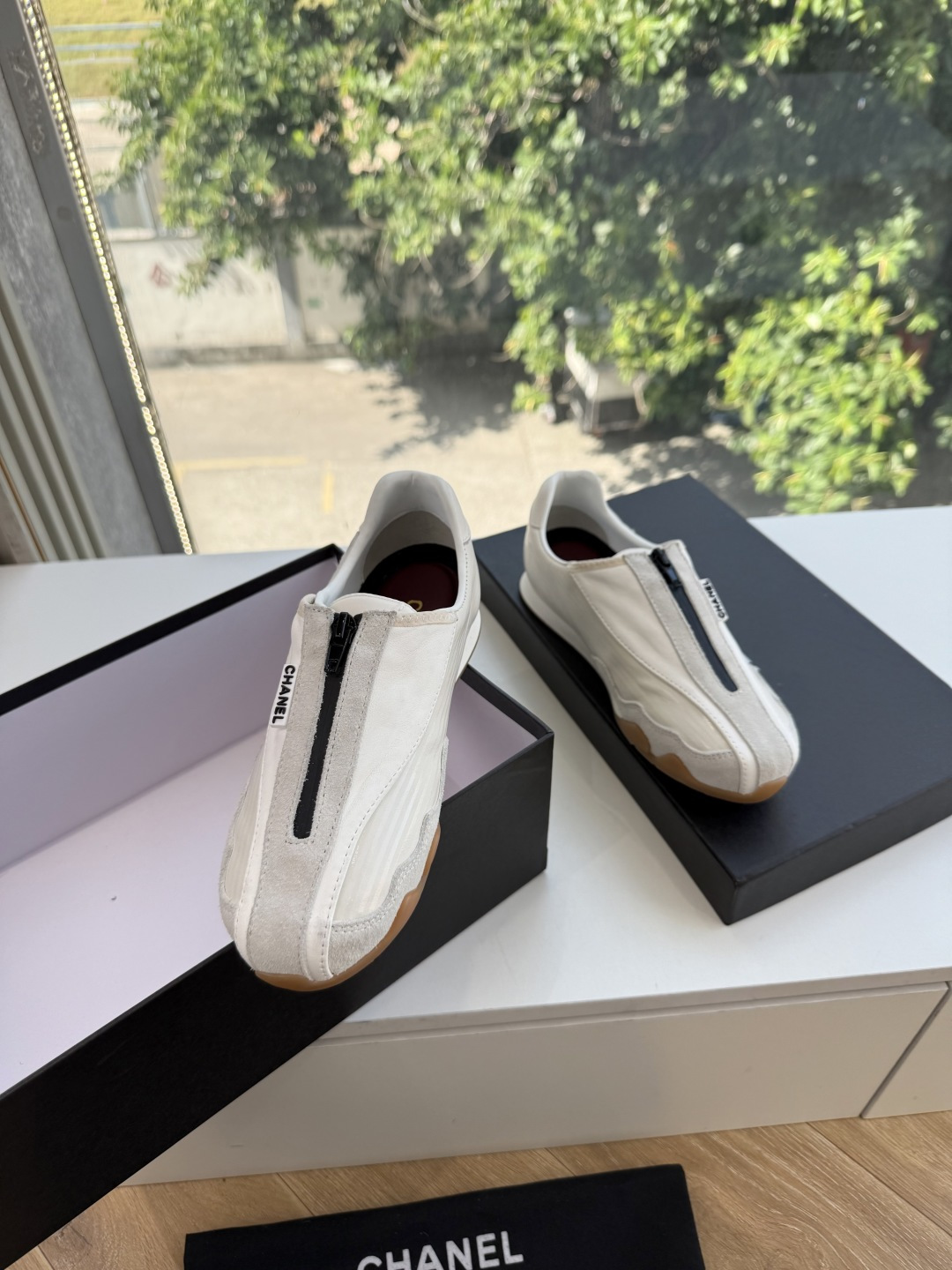 G059顶级品质CHANEL小香奈儿 度假款新鞋型休闲鞋一双运动舒适的鞋子能给自己减少脚下的劳累，新款Very 百搭 不
