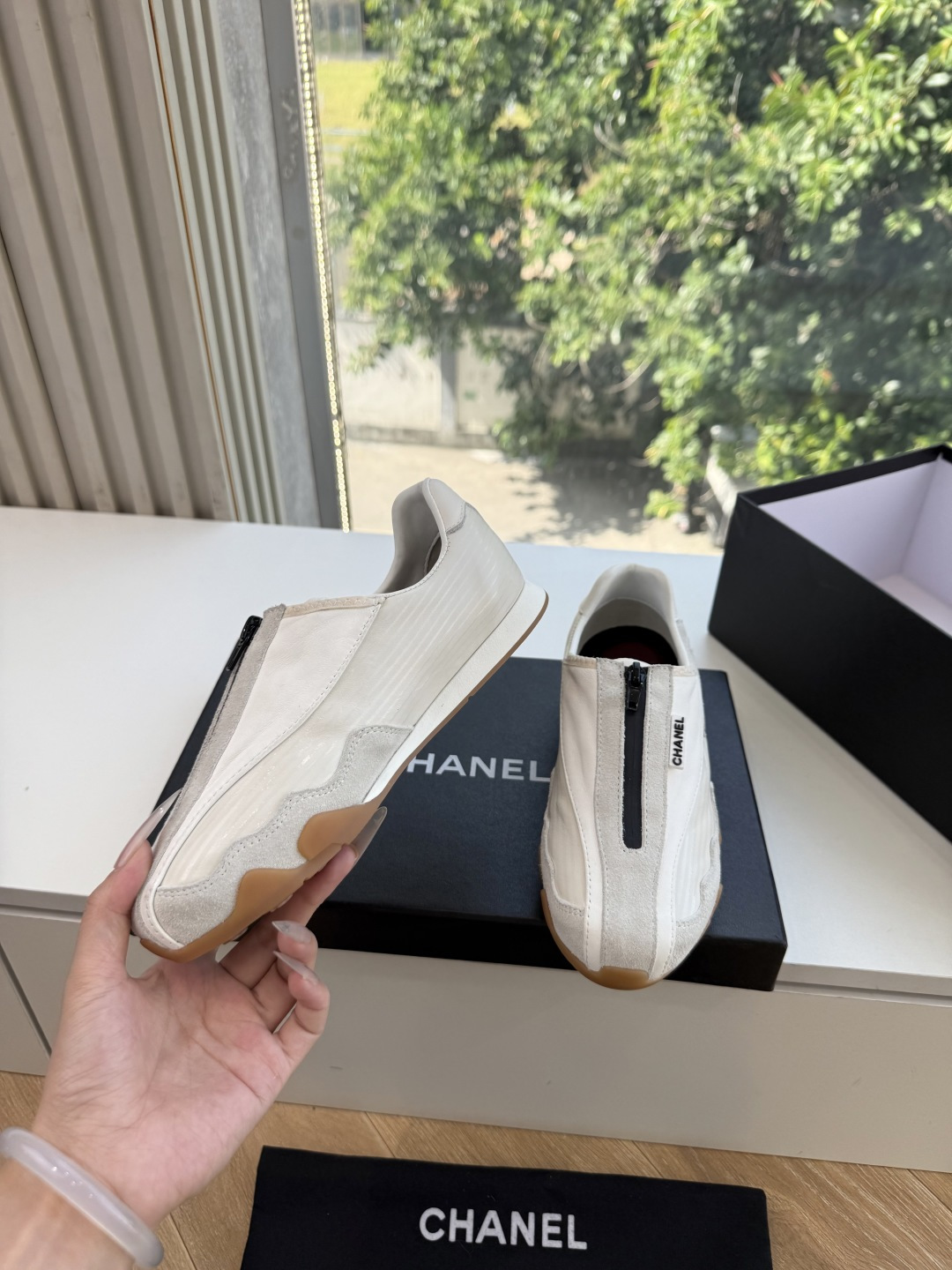 G059顶级品质CHANEL小香奈儿 度假款新鞋型休闲鞋一双运动舒适的鞋子能给自己减少脚下的劳累，新款Very 百搭 不