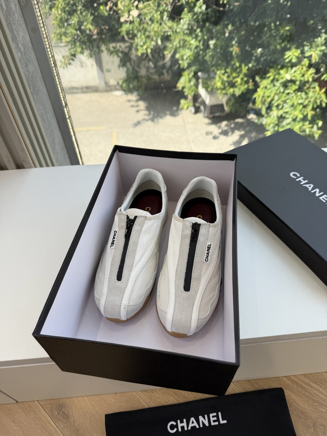 G059顶级品质CHANEL小香奈儿 度假款新鞋型休闲鞋一双运动舒适的鞋子能给自己减少脚下的劳累，新款Very 百搭 不