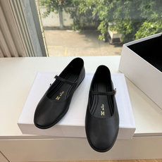 G339CELINE 赛琳 最新 Les系带英塞琳玛丽珍鞋简单舒服,干净利落,增高显腿细,无论是单穿还是搭配阔腿裤,高街 G339CELINE 赛琳 最新 Les系带英塞琳玛丽珍鞋简单舒服,干净利落,增高显腿细,无论是单穿还是搭配阔腿裤,高街