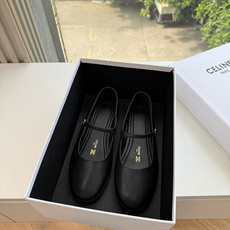 G339CELINE 赛琳 最新 Les系带英塞琳玛丽珍鞋简单舒服,干净利落,增高显腿细,无论是单穿还是搭配阔腿裤,高街 G339CELINE 赛琳 最新 Les系带英塞琳玛丽珍鞋简单舒服,干净利落,增高显腿细,无论是单穿还是搭配阔腿裤,高街