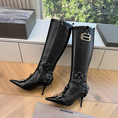 G289Balenciag*巴黎世家尖头切尔西短靴骑士靴酷飒出街,超有个性,独特翻折设计,个性又前卫,金属扣点缀,酷感十 G289Balenciag*巴黎世家尖头切尔西短靴骑士靴酷飒出街,超有个性,独特翻折设计,个性又前卫,金属扣点缀,酷感十