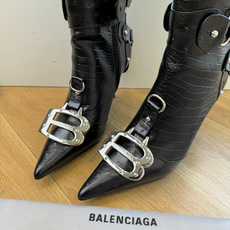 G289Balenciag*巴黎世家尖头切尔西短靴骑士靴酷飒出街,超有个性,独特翻折设计,个性又前卫,金属扣点缀,酷感十 G289Balenciag*巴黎世家尖头切尔西短靴骑士靴酷飒出街,超有个性,独特翻折设计,个性又前卫,金属扣点缀,酷感十