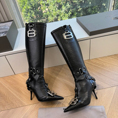 G289Balenciag*巴黎世家尖头切尔西短靴骑士靴酷飒出街,超有个性,独特翻折设计,个性又前卫,金属扣点缀,酷感十 G289Balenciag*巴黎世家尖头切尔西短靴骑士靴酷飒出街,超有个性,独特翻折设计,个性又前卫,金属扣点缀,酷感十