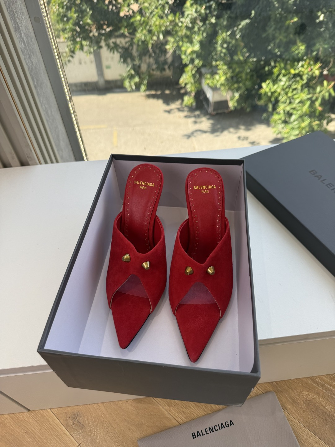 G289所见即所得Balenciag巴黎世家芭蕾高跟单鞋舞鞋巴黎世家非常经典的设计,高跟鞋非常性感,搭配狂野自我!不羁风 G289所见即所得Balenciag巴黎世家芭蕾高跟单鞋舞鞋巴黎世家非常经典的设计,高跟鞋非常性感,搭配狂野自我!不羁风