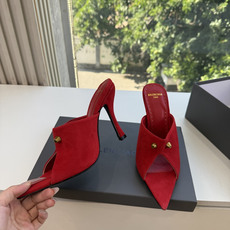 G289所见即所得Balenciag巴黎世家芭蕾高跟单鞋舞鞋巴黎世家非常经典的设计,高跟鞋非常性感,搭配狂野自我!不羁风 G289所见即所得Balenciag巴黎世家芭蕾高跟单鞋舞鞋巴黎世家非常经典的设计,高跟鞋非常性感,搭配狂野自我!不羁风