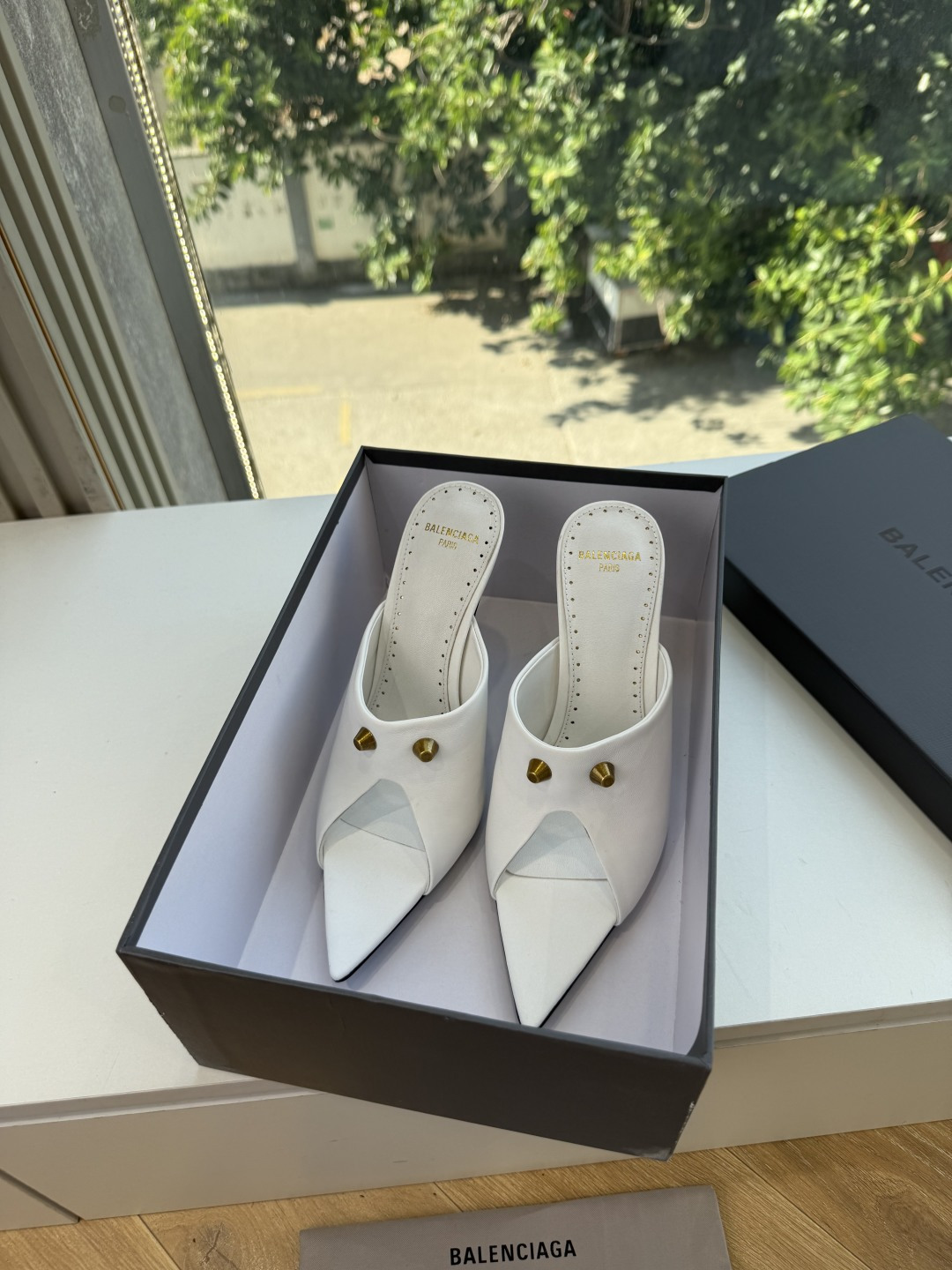 G289所见即所得Balenciag巴黎世家芭蕾高跟单鞋舞鞋巴黎世家非常经典的设计，高跟鞋非常性感，搭配狂野自我！不羁风