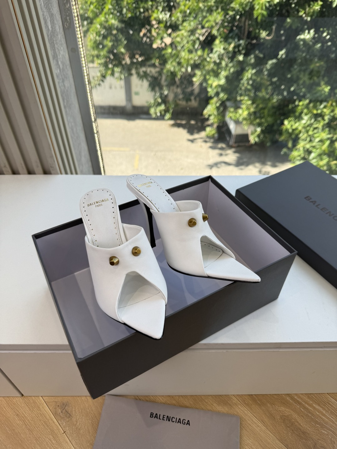 G289所见即所得Balenciag巴黎世家芭蕾高跟单鞋舞鞋巴黎世家非常经典的设计，高跟鞋非常性感，搭配狂野自我！不羁风