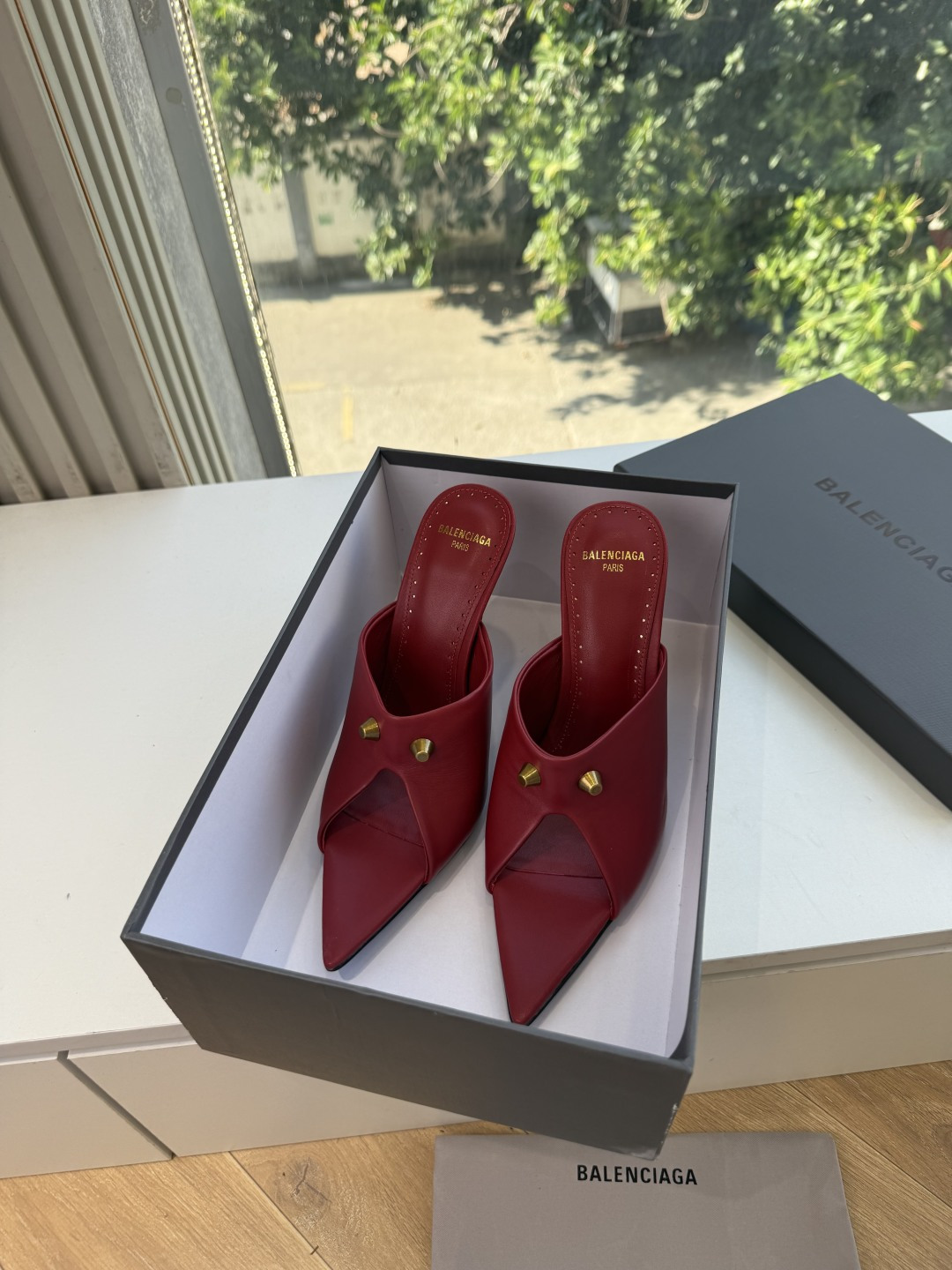 G289所见即所得Balenciag巴黎世家芭蕾高跟单鞋舞鞋巴黎世家非常经典的设计，高跟鞋非常性感，搭配狂野自我！不羁风