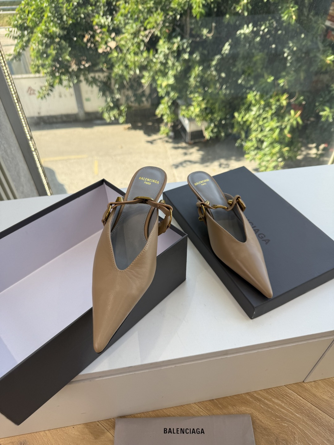 G289所见即所得Balenciag巴黎世家芭蕾高跟单鞋舞鞋巴黎世家非常经典的设计，高跟鞋非常性感，搭配狂野自我！不羁风