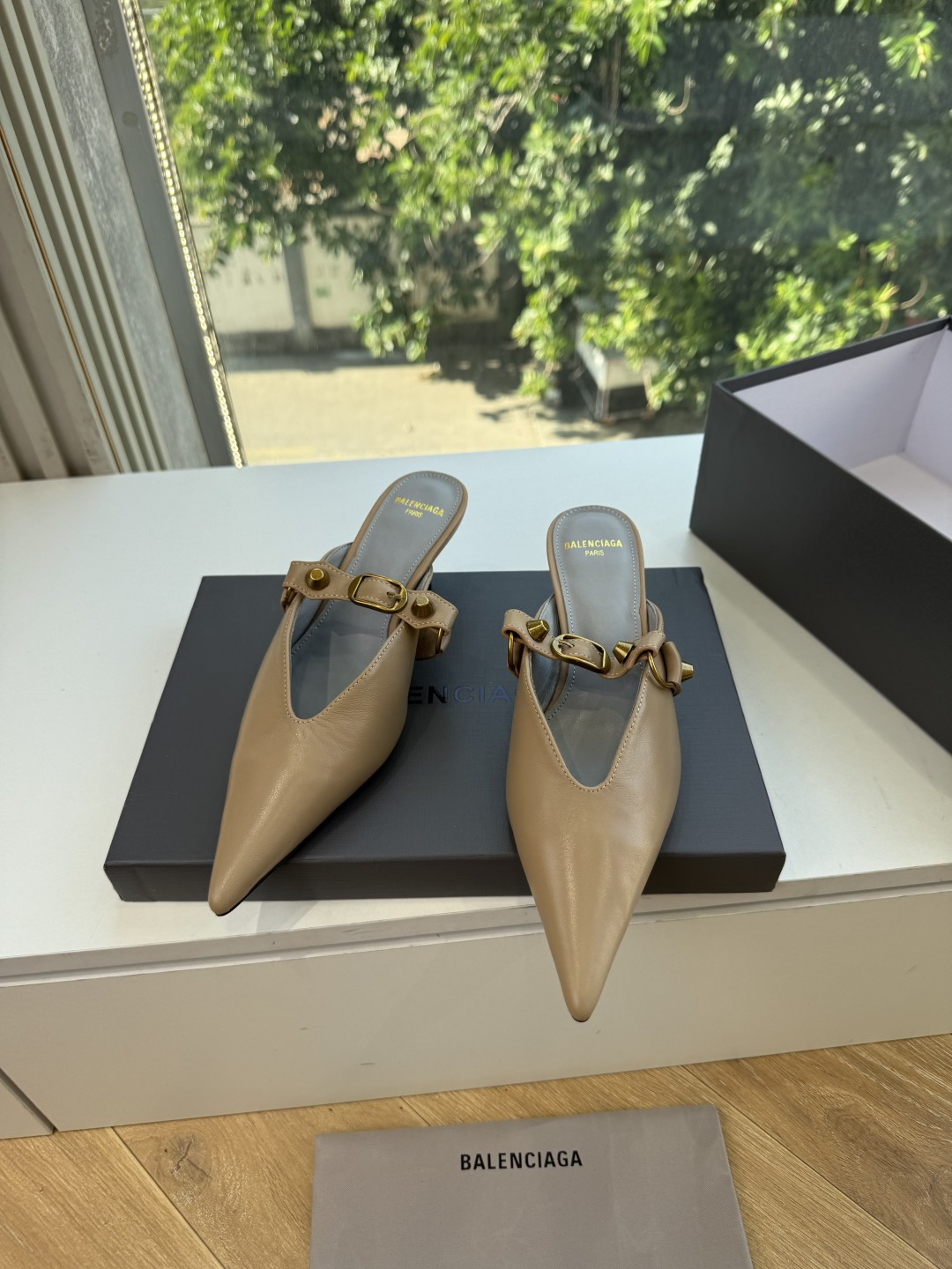 G289所见即所得Balenciag巴黎世家芭蕾高跟单鞋舞鞋巴黎世家非常经典的设计，高跟鞋非常性感，搭配狂野自我！不羁风