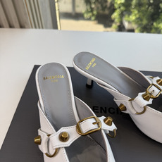 G289所见即所得Balenciag巴黎世家芭蕾高跟单鞋舞鞋巴黎世家非常经典的设计,高跟鞋非常性感,搭配狂野自我!不羁风 G289所见即所得Balenciag巴黎世家芭蕾高跟单鞋舞鞋巴黎世家非常经典的设计,高跟鞋非常性感,搭配狂野自我!不羁风