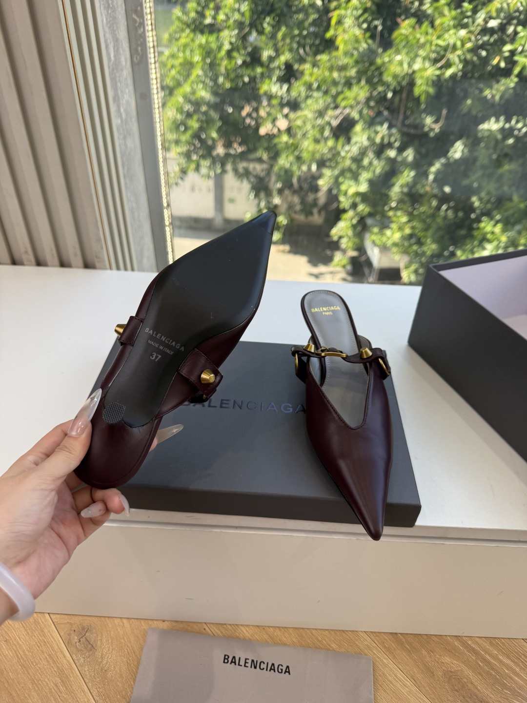 G289所见即所得Balenciag巴黎世家芭蕾高跟单鞋舞鞋巴黎世家非常经典的设计，高跟鞋非常性感，搭配狂野自我！不羁风