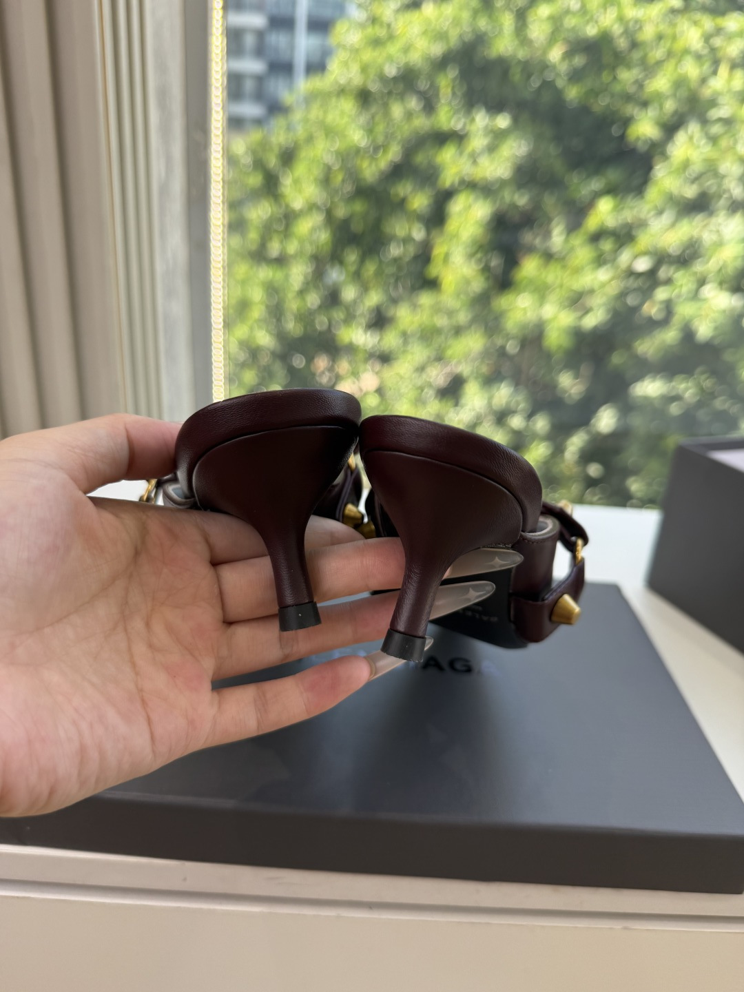G289所见即所得Balenciag巴黎世家芭蕾高跟单鞋舞鞋巴黎世家非常经典的设计，高跟鞋非常性感，搭配狂野自我！不羁风
