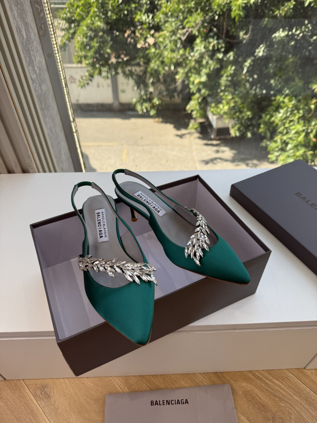 G289所见即所得Balenciag巴黎世家芭蕾高跟单鞋舞鞋巴黎世家非常经典的设计，高跟鞋非常性感，搭配狂野自我！不羁风