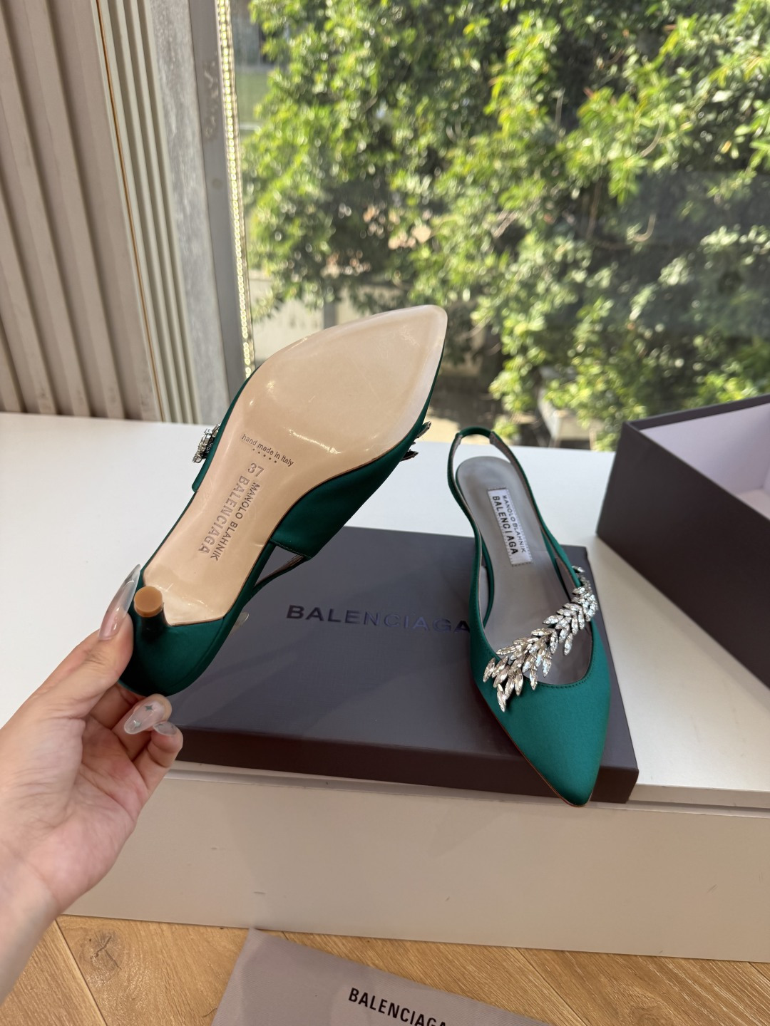 G289所见即所得Balenciag巴黎世家芭蕾高跟单鞋舞鞋巴黎世家非常经典的设计，高跟鞋非常性感，搭配狂野自我！不羁风