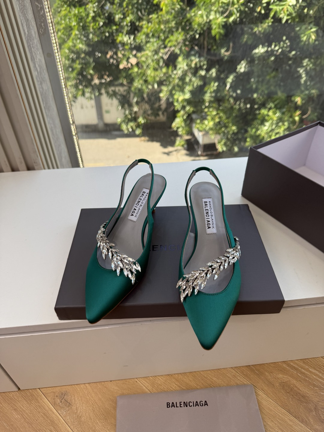 G289所见即所得Balenciag巴黎世家芭蕾高跟单鞋舞鞋巴黎世家非常经典的设计，高跟鞋非常性感，搭配狂野自我！不羁风
