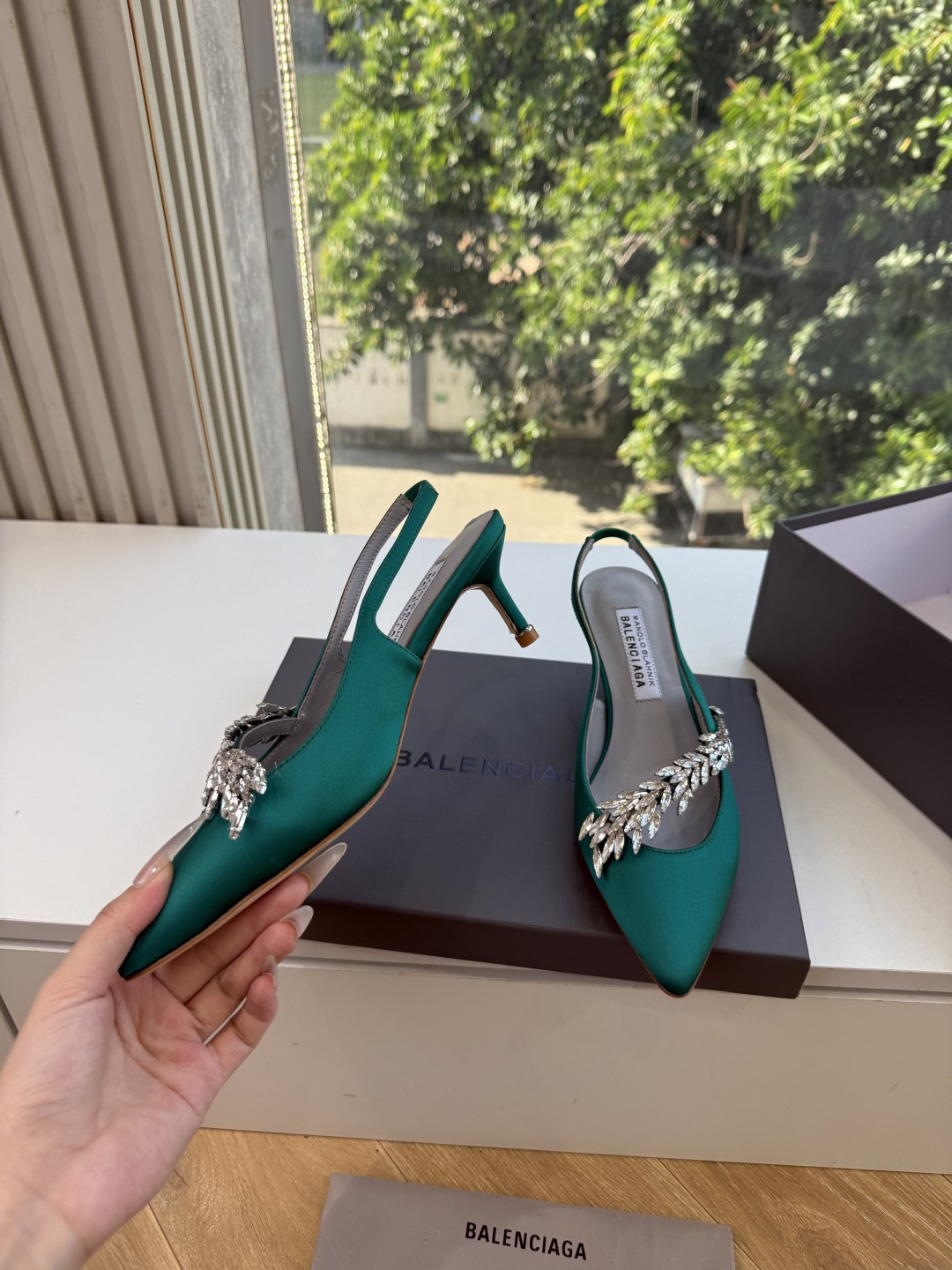 G289所见即所得Balenciag巴黎世家芭蕾高跟单鞋舞鞋巴黎世家非常经典的设计，高跟鞋非常性感，搭配狂野自我！不羁风