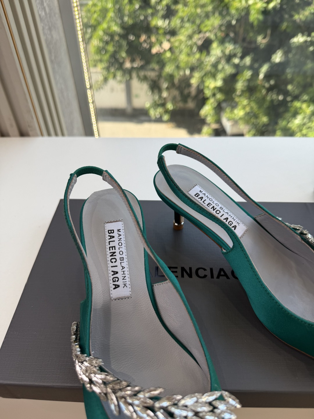 G289所见即所得Balenciag巴黎世家芭蕾高跟单鞋舞鞋巴黎世家非常经典的设计，高跟鞋非常性感，搭配狂野自我！不羁风