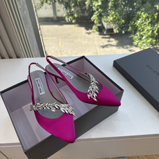 G289所见即所得Balenciag巴黎世家芭蕾高跟单鞋舞鞋巴黎世家非常经典的设计,高跟鞋非常性感,搭配狂野自我!不羁风 G289所见即所得Balenciag巴黎世家芭蕾高跟单鞋舞鞋巴黎世家非常经典的设计,高跟鞋非常性感,搭配狂野自我!不羁风