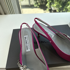 G289所见即所得Balenciag巴黎世家芭蕾高跟单鞋舞鞋巴黎世家非常经典的设计,高跟鞋非常性感,搭配狂野自我!不羁风 G289所见即所得Balenciag巴黎世家芭蕾高跟单鞋舞鞋巴黎世家非常经典的设计,高跟鞋非常性感,搭配狂野自我!不羁风
