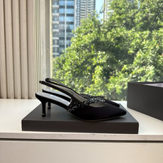 G289所见即所得Balenciag巴黎世家芭蕾高跟单鞋舞鞋巴黎世家非常经典的设计,高跟鞋非常性感,搭配狂野自我!不羁风 G289所见即所得Balenciag巴黎世家芭蕾高跟单鞋舞鞋巴黎世家非常经典的设计,高跟鞋非常性感,搭配狂野自我!不羁风