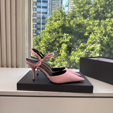 G289所见即所得Balenciag巴黎世家芭蕾高跟单鞋舞鞋巴黎世家非常经典的设计,高跟鞋非常性感,搭配狂野自我!不羁风 G289所见即所得Balenciag巴黎世家芭蕾高跟单鞋舞鞋巴黎世家非常经典的设计,高跟鞋非常性感,搭配狂野自我!不羁风