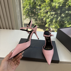 G289所见即所得Balenciag巴黎世家芭蕾高跟单鞋舞鞋巴黎世家非常经典的设计,高跟鞋非常性感,搭配狂野自我!不羁风 G289所见即所得Balenciag巴黎世家芭蕾高跟单鞋舞鞋巴黎世家非常经典的设计,高跟鞋非常性感,搭配狂野自我!不羁风