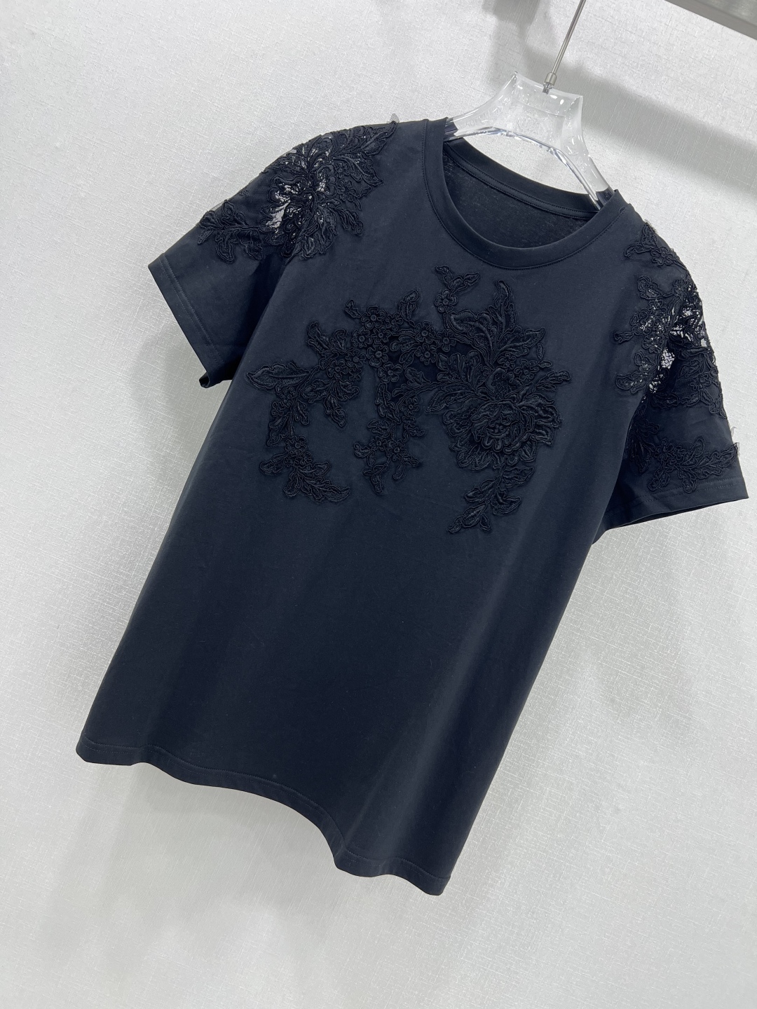 P748 One-Size-Fits-All Dress by Ermanno Scervino: Stylish Cotton T-shirt with Brand Highlights - 图片 4
