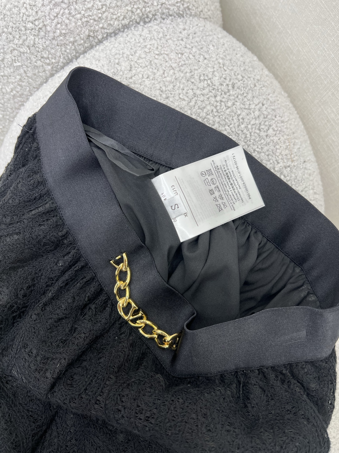 Stylish Valentin Warren/Tennu Women’s Suit with French Lace Shorts – Review - 图片 7